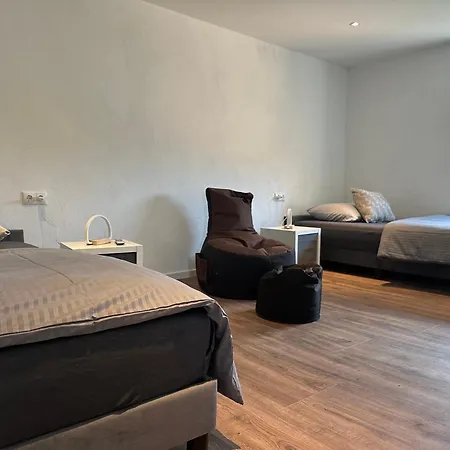 Gaestehaus Mit 3 Miniappartments In Gr-umstadt 公寓