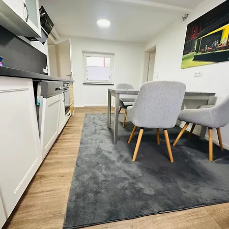 아파트 Monteure-business - 2x Mit Kueche, 1x Uebernachtungszimmer - Wlan-parkplatz-waschmaschine Groß-Umstadt