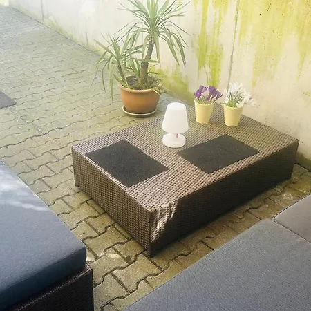 Apartment Monteure-business - 2x Mit Kueche, 1x Uebernachtungszimmer - Wlan-parkplatz-waschmaschine *